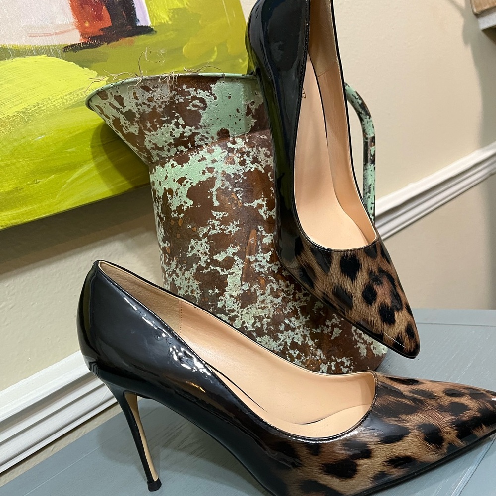 Women's Leopard Print Pointed Toe High Heels - Black Patent Trim